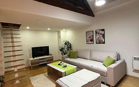 Apartman Story